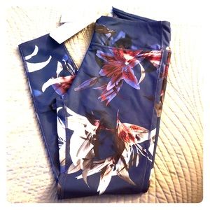 Fabletics Salar power form leggings Small